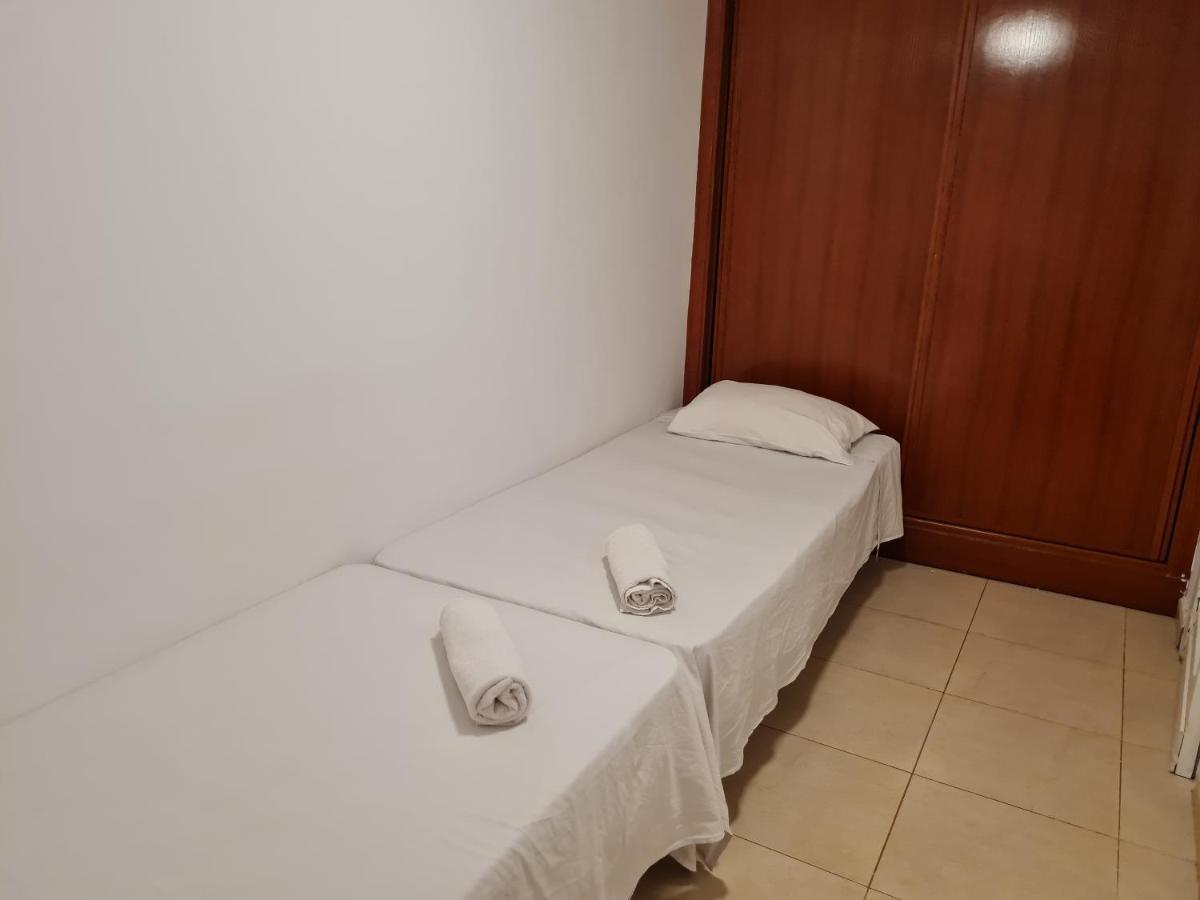 Habitaciones Nathaly Armenime ภายนอก รูปภาพ